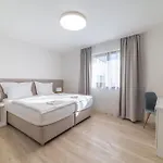 4 Guest house